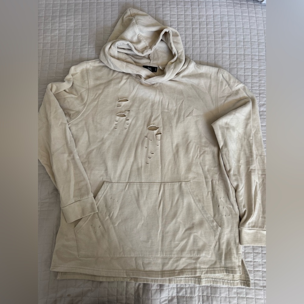 HR2 distressed hoodie